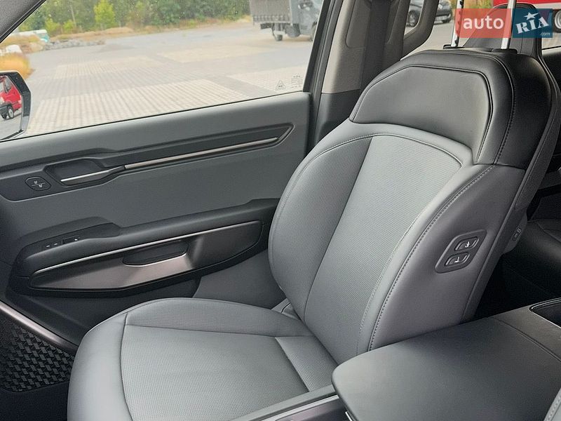 Позашляховик / Кросовер Kia EV9 2024 в Рівному