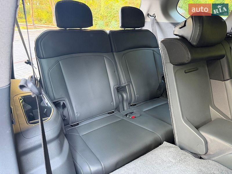 Внедорожник / Кроссовер Kia EV9 2024 в Дрогобыче