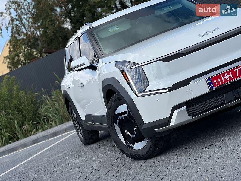 Позашляховик / Кросовер Kia EV9 2024 в Самборі