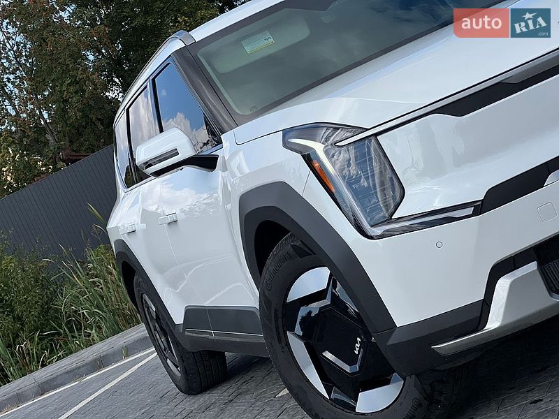 Позашляховик / Кросовер Kia EV9 2024 в Самборі