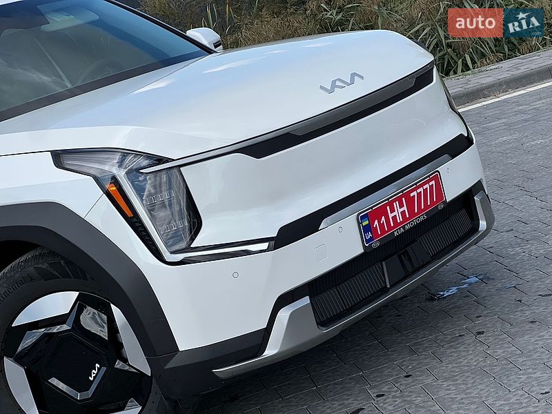 Позашляховик / Кросовер Kia EV9 2024 в Самборі