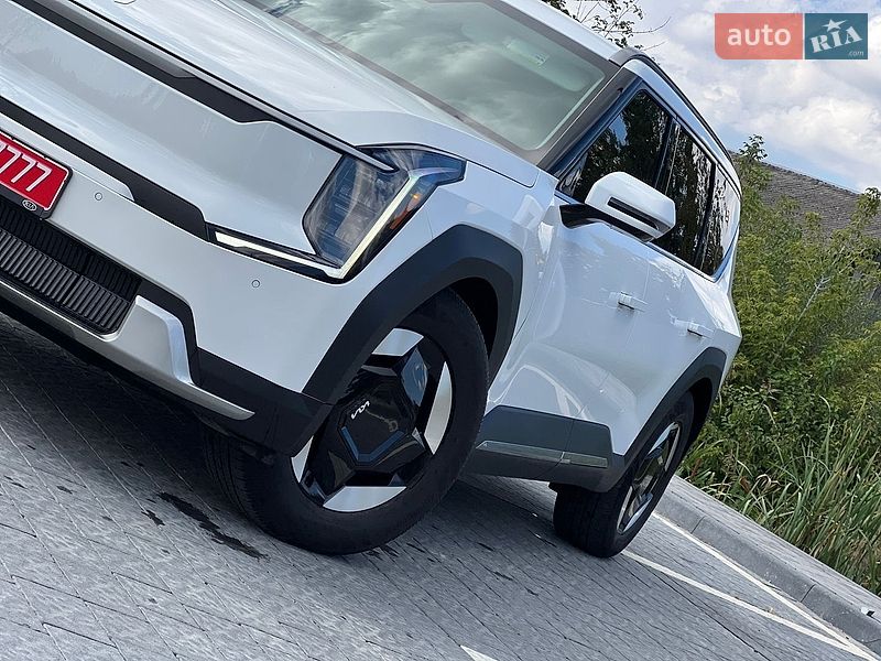 Позашляховик / Кросовер Kia EV9 2024 в Самборі