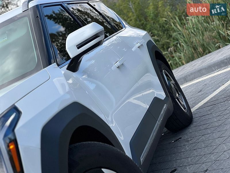 Позашляховик / Кросовер Kia EV9 2024 в Самборі