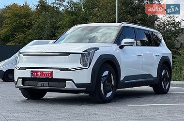 Позашляховик / Кросовер Kia EV9 2024 в Самборі