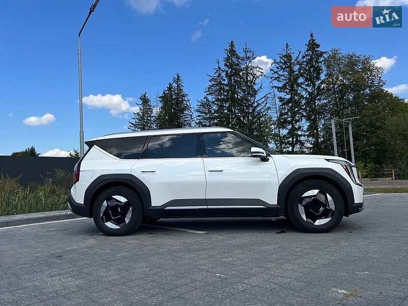 Позашляховик / Кросовер Kia EV9 2024 в Самборі