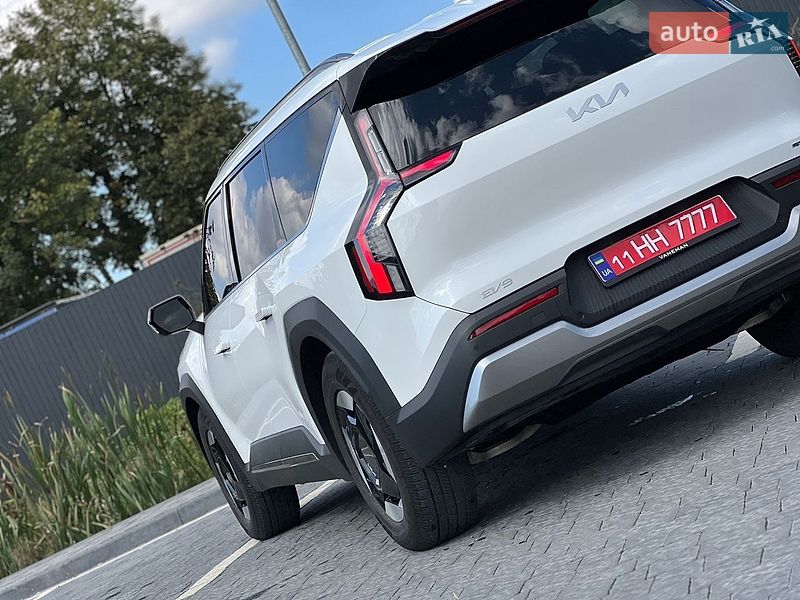 Позашляховик / Кросовер Kia EV9 2024 в Самборі