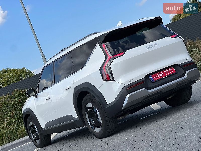 Позашляховик / Кросовер Kia EV9 2024 в Самборі
