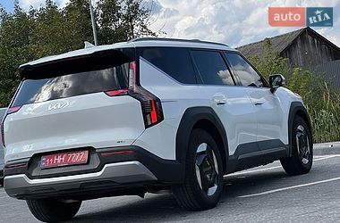 Позашляховик / Кросовер Kia EV9 2024 в Самборі