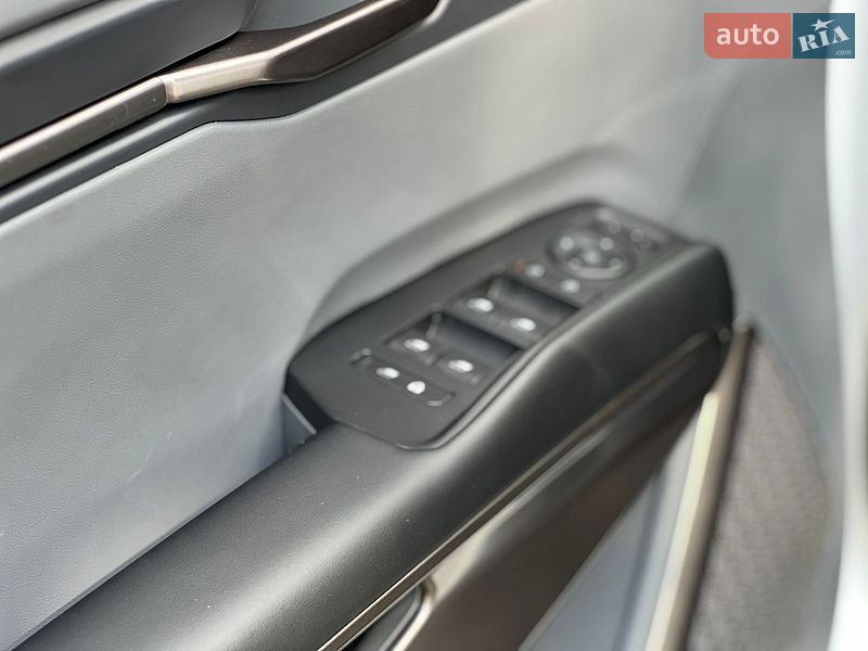 Позашляховик / Кросовер Kia EV9 2024 в Самборі