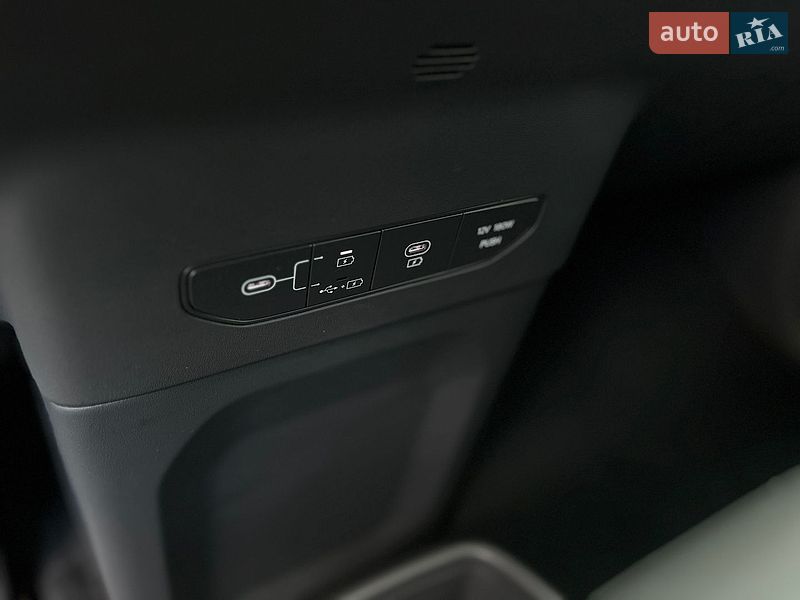Позашляховик / Кросовер Kia EV9 2024 в Самборі