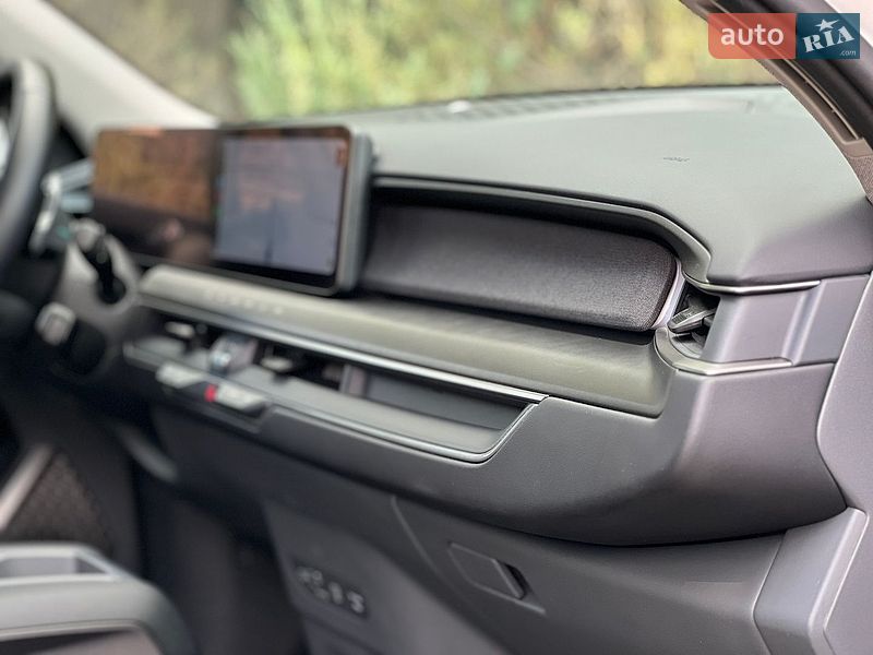 Позашляховик / Кросовер Kia EV9 2024 в Самборі