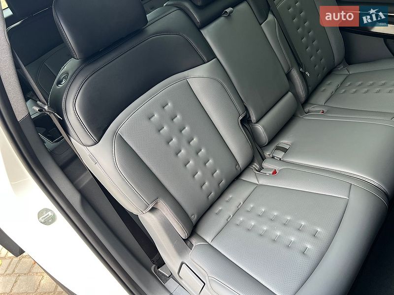 Позашляховик / Кросовер Kia EV9 2024 в Самборі