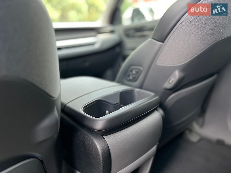 Позашляховик / Кросовер Kia EV9 2024 в Самборі
