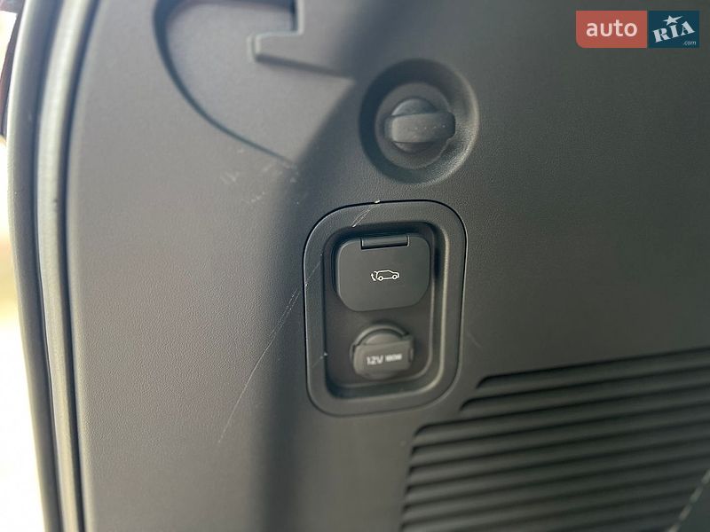 Позашляховик / Кросовер Kia EV9 2024 в Самборі