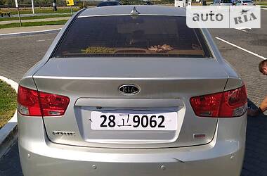 Седан Kia Forte 2011 в Звягеле