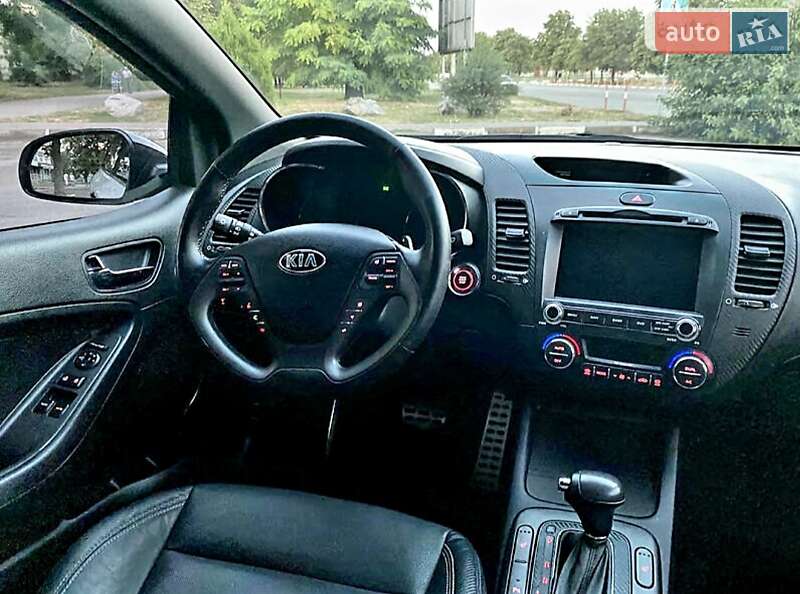Седан Kia Forte 2016 в Николаеве