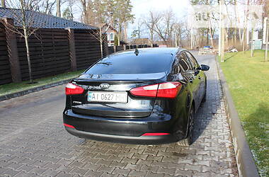 Седан Kia Forte 2015 в Буче