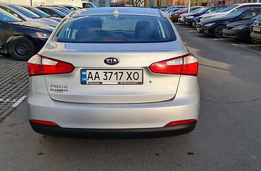 Седан Kia Forte 2015 в Києві