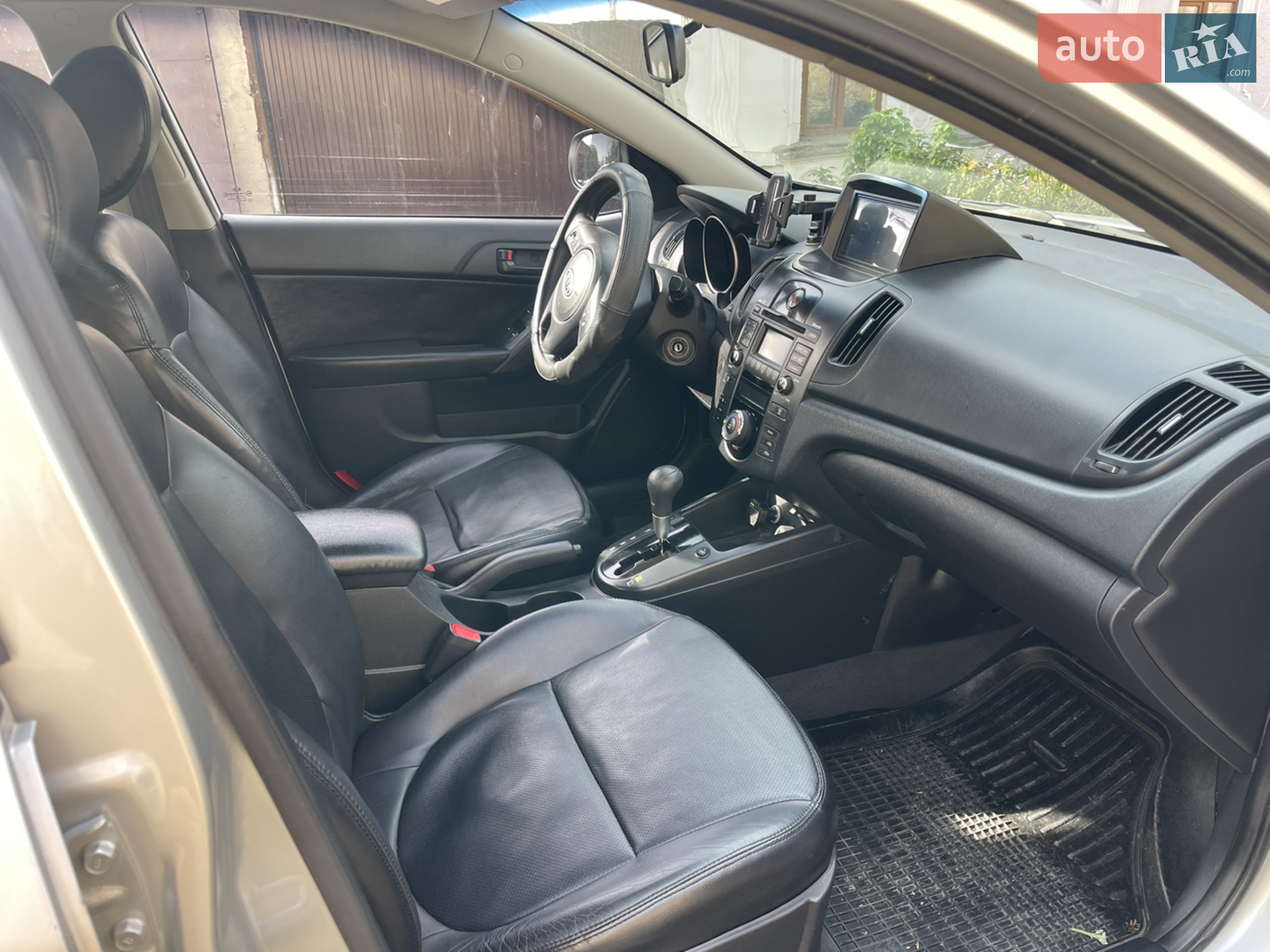 2010 Kia Forte - мініатюра 7