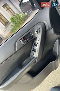 Седан Kia Forte 2010 в Чернівцях