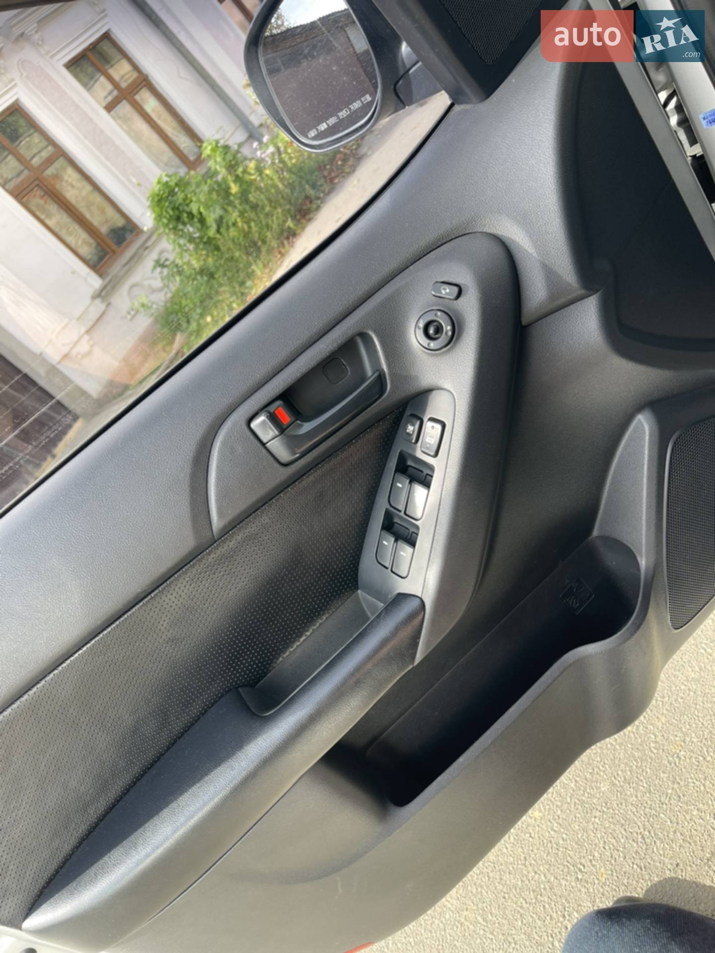 2010 Kia Forte - мініатюра 16