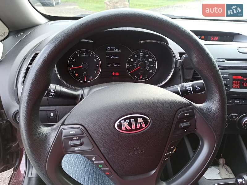 Седан Kia Forte 2016 в Києві