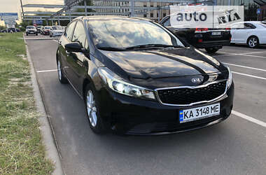 Седан Kia Forte 2016 в Киеве