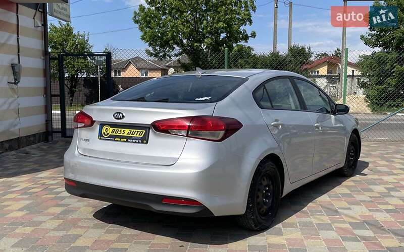 Седан Kia Forte 2017 в Стрые