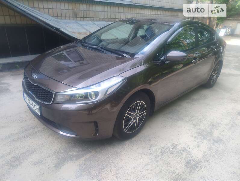 Седан Kia Forte 2016 в Ирпене