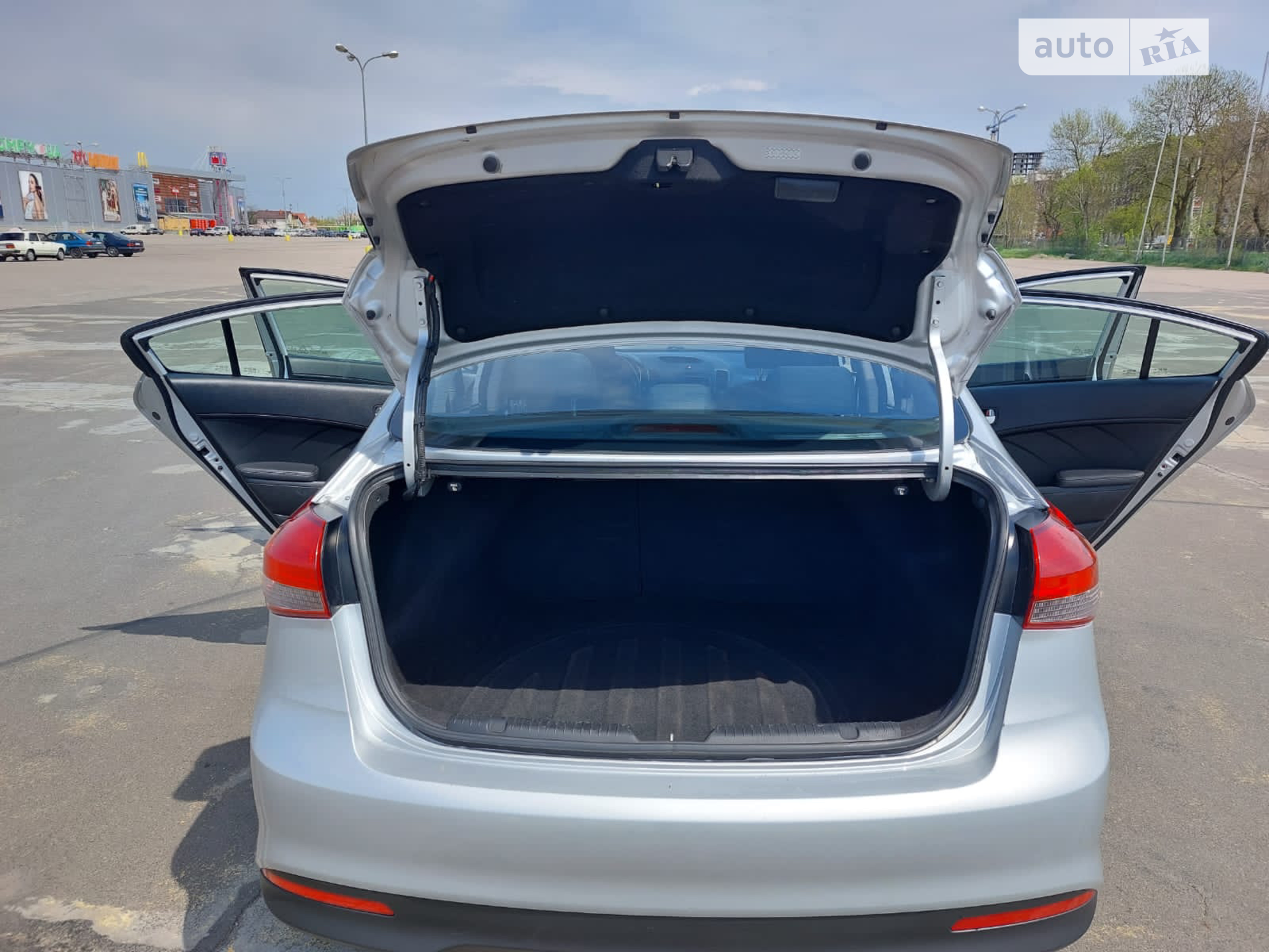 2016 Kia Forte - мініатюра 11