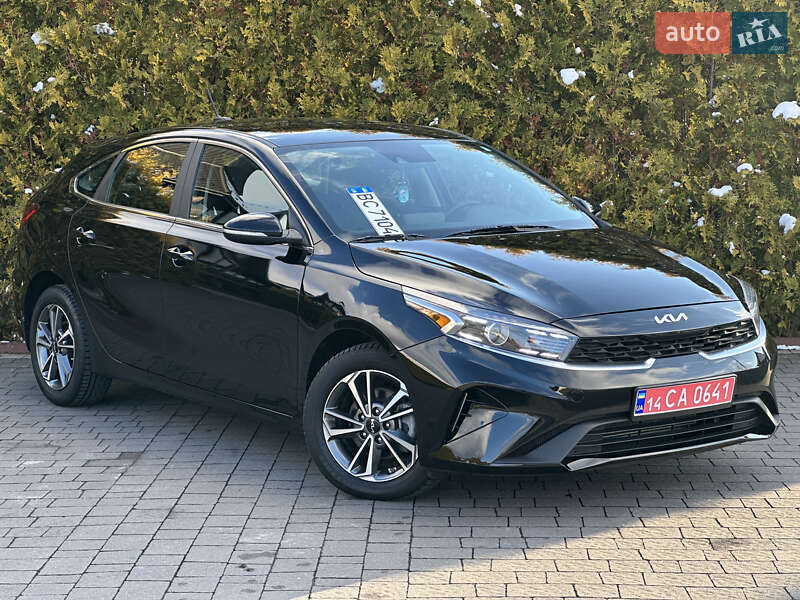 Седан Kia Forte 2022 в Стрию