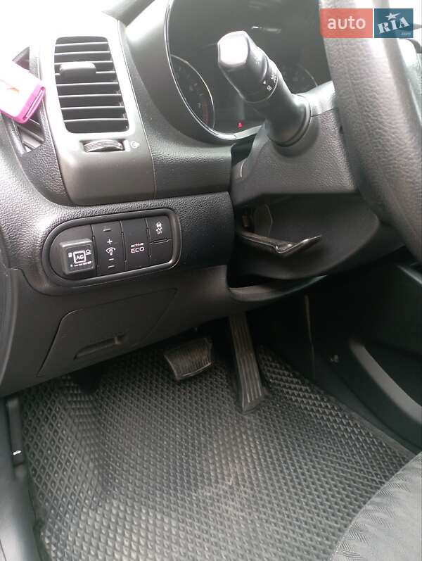 Седан Kia Forte 2015 в Подольске