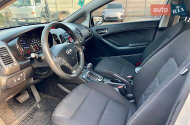 Седан Kia Forte 2013 в Кривом Роге