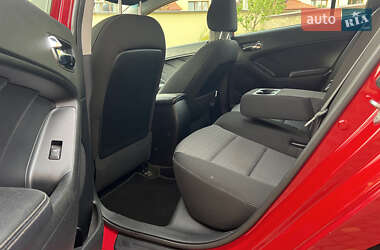 Седан Kia Forte 2013 в 