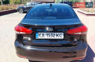 Хетчбек Kia Forte 2017 в 
