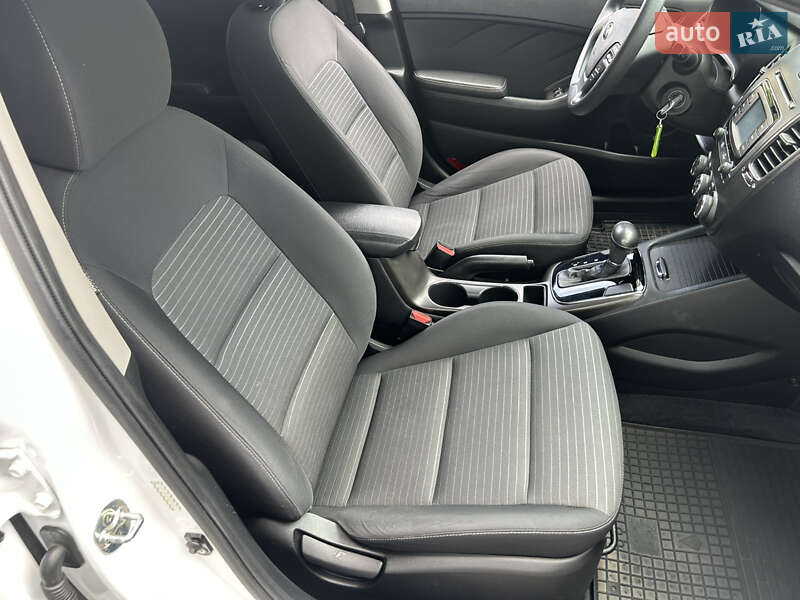 Седан Kia Forte 2016 в Броварах
