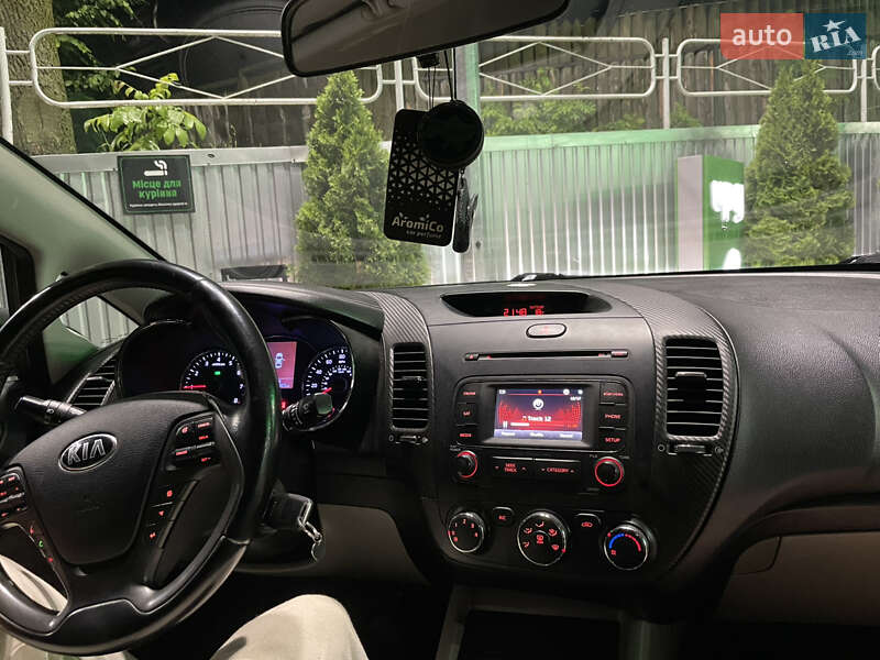 Седан Kia Forte 2013 в Виннице