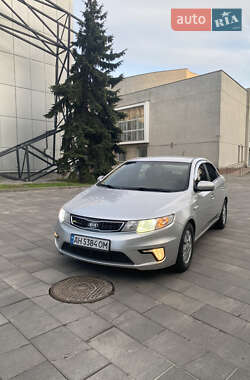 Седан Kia Forte 2010 в Полтаве