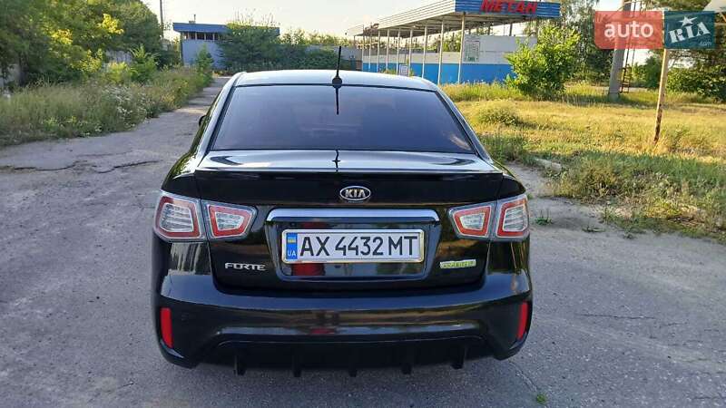 Седан Kia Forte 2011 в Харькове