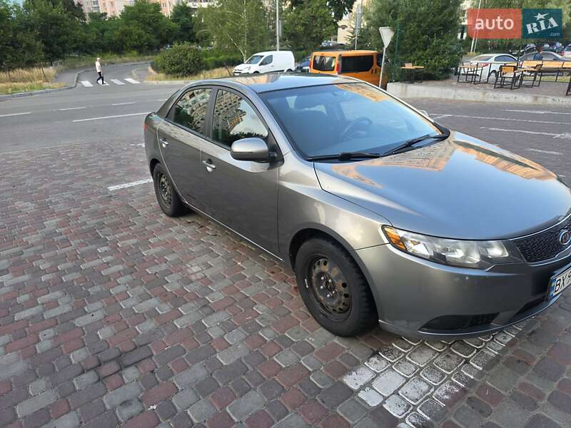 Седан Kia Forte 2011 в Києві фото 15 Седан Kia Forte 2011 в Києві