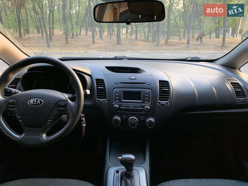 Седан Kia Forte 2015 в Кривом Роге фото 8 Седан Kia Forte 2015 в Кривом Роге