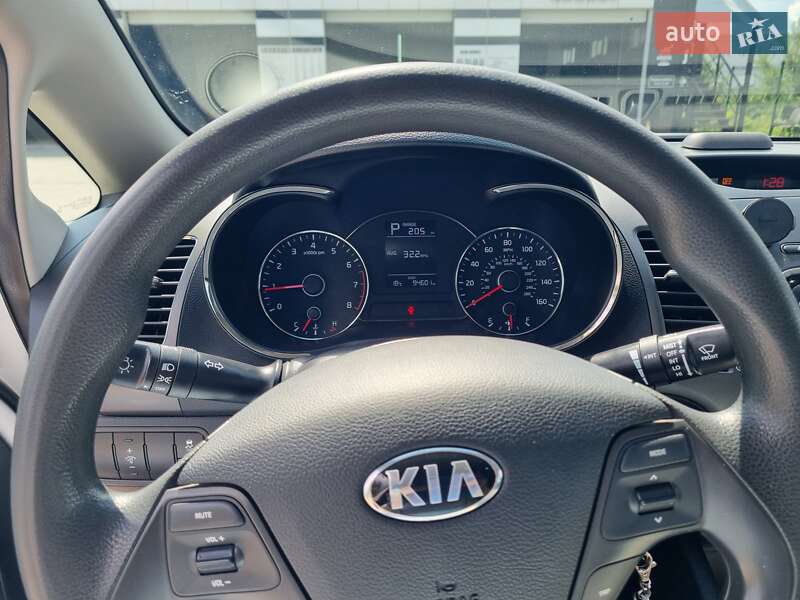 Седан Kia Forte 2016 в Дымере
