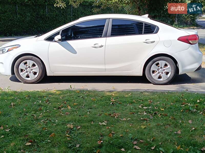 Седан Kia Forte 2016 в Киеве фото 20 Седан Kia Forte 2016 в Киеве