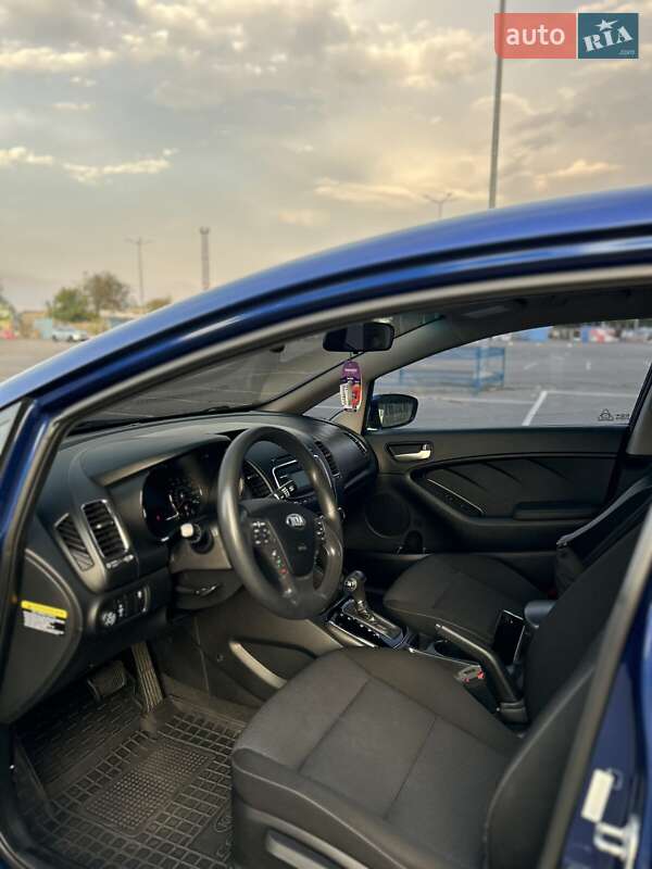 Седан Kia Forte 2017 в Дніпрі