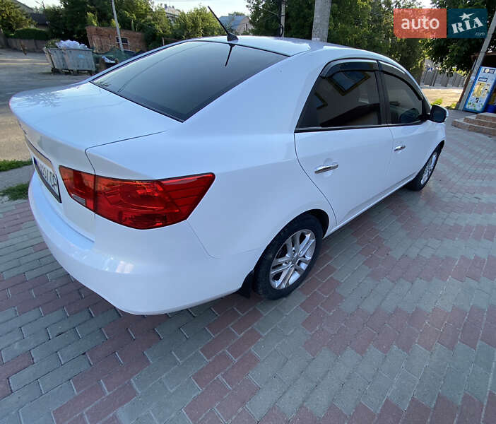 Седан Kia Forte 2012 в Чернівцях фото 8 Седан Kia Forte 2012 в Чернівцях
