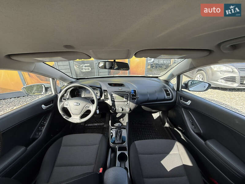 Седан Kia Forte 2017 в Стрые