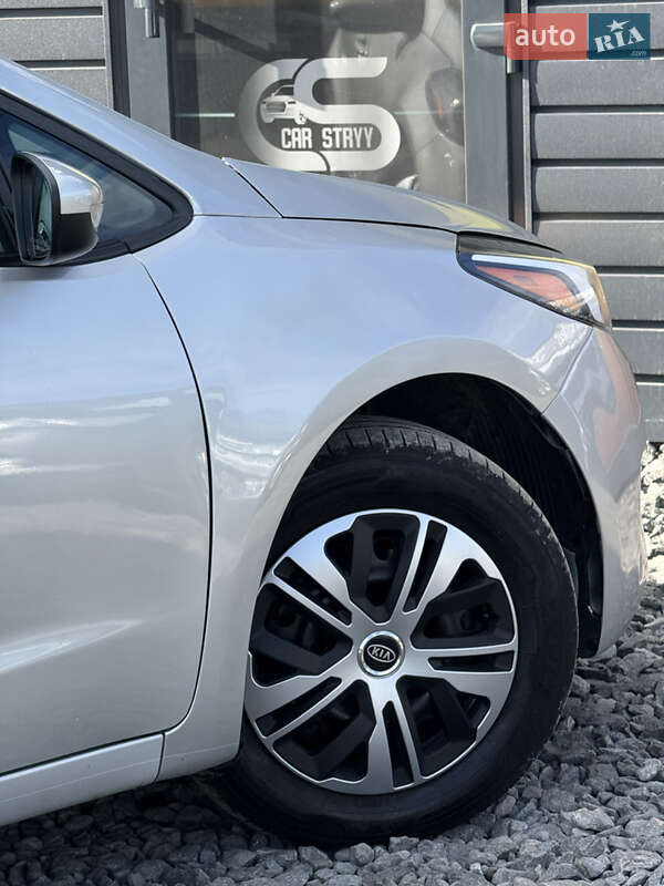 Седан Kia Forte 2017 в Стрые