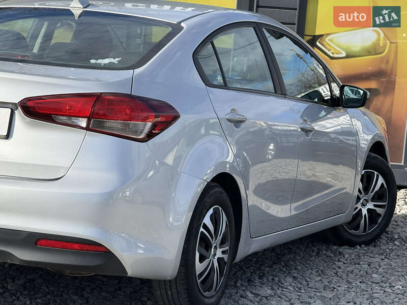 Седан Kia Forte 2017 в Стрые