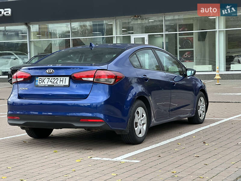 Седан Kia Forte 2017 в Киеве