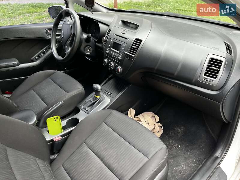 Седан Kia Forte 2016 в Киеве